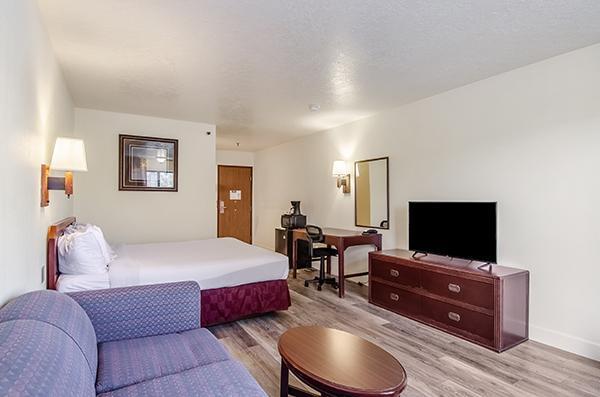 Motel Americas Value & Ft Collins E At I-25
