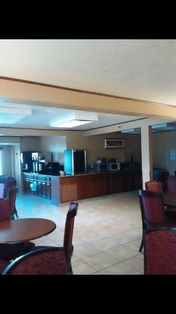 Americas Value Inn&suites Ft Collins E At I-25 Motel Fort Collins