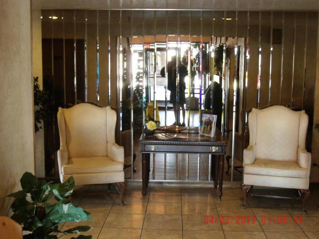Americas Value Inn&suites Ft Collins E At I-25 Fort Collins